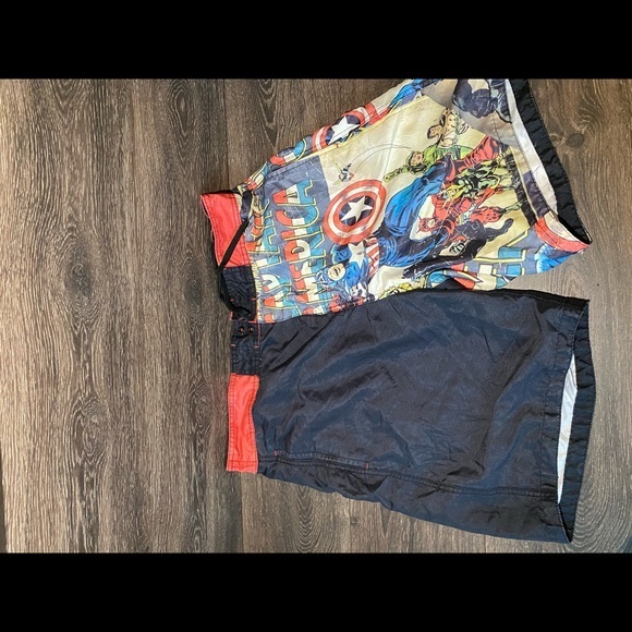 Marvel comics captain America swim trunks size L - Picture 1 of 3